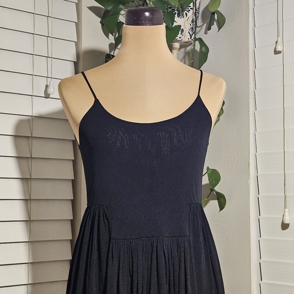 Vince Black Maxi Dress - Picture 2 of 10